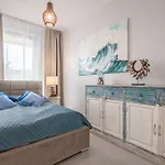 Brand New Daire